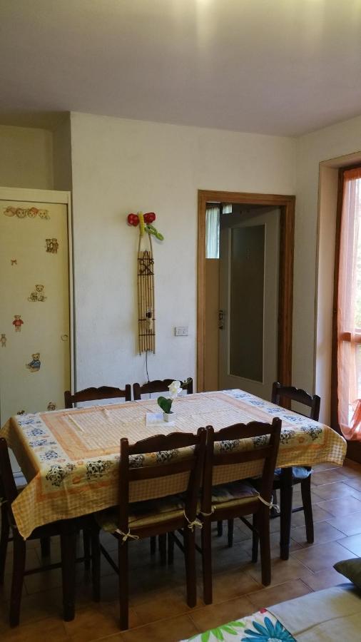 Romagnoli Family Cottage Ameno Exterior foto